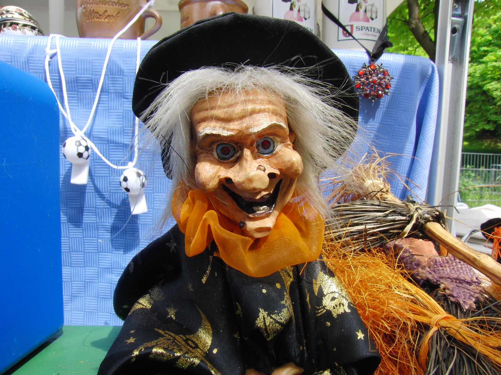 Flohmarkthexe Flohmarkthexe