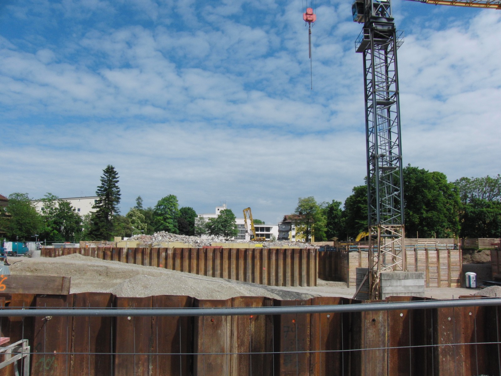 Neubau und Abriss  Neubau und Abriss