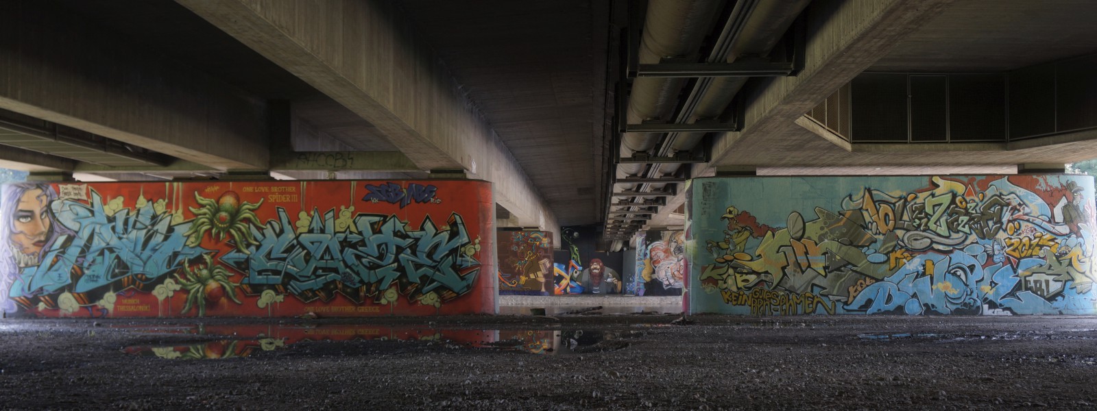 Graffiti unter der Brücke Wallpaper 3840x1440 Graffiti unter der Brücke Wallpaper 3840x1440