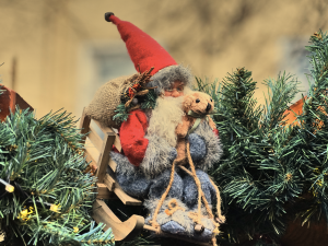 Weihnachtsmann Figur mit Schlitten Weihnachtsmann Figur mit Schlitten