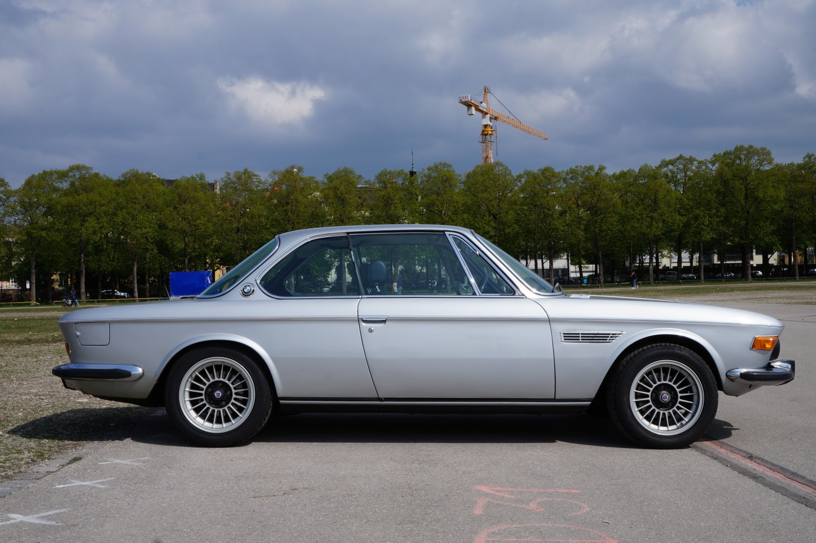 BMW 3.0 CSi silbermetallic BMW 3.0 CSi silbermetallic