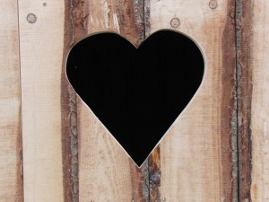 Holzwand mit Herz Holzwand mit Herz