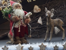 Deko auf dem Weihnachtsmarkt
